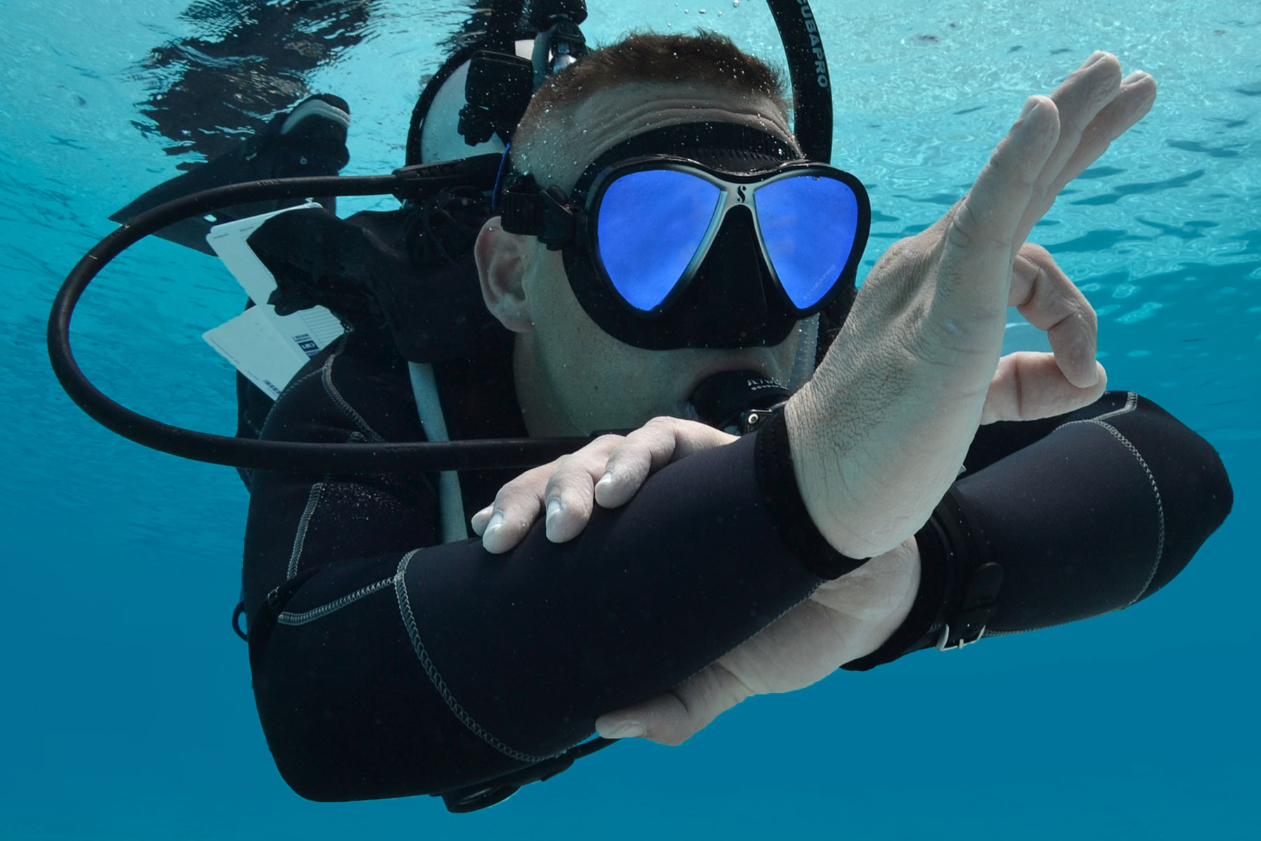 Solo Diver Block 01